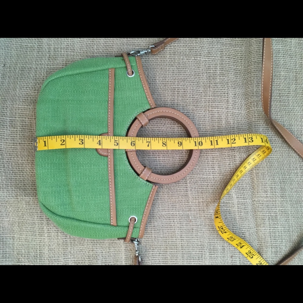 Fossil Green crossbody purse with leather assents. - Picture 8 of 8